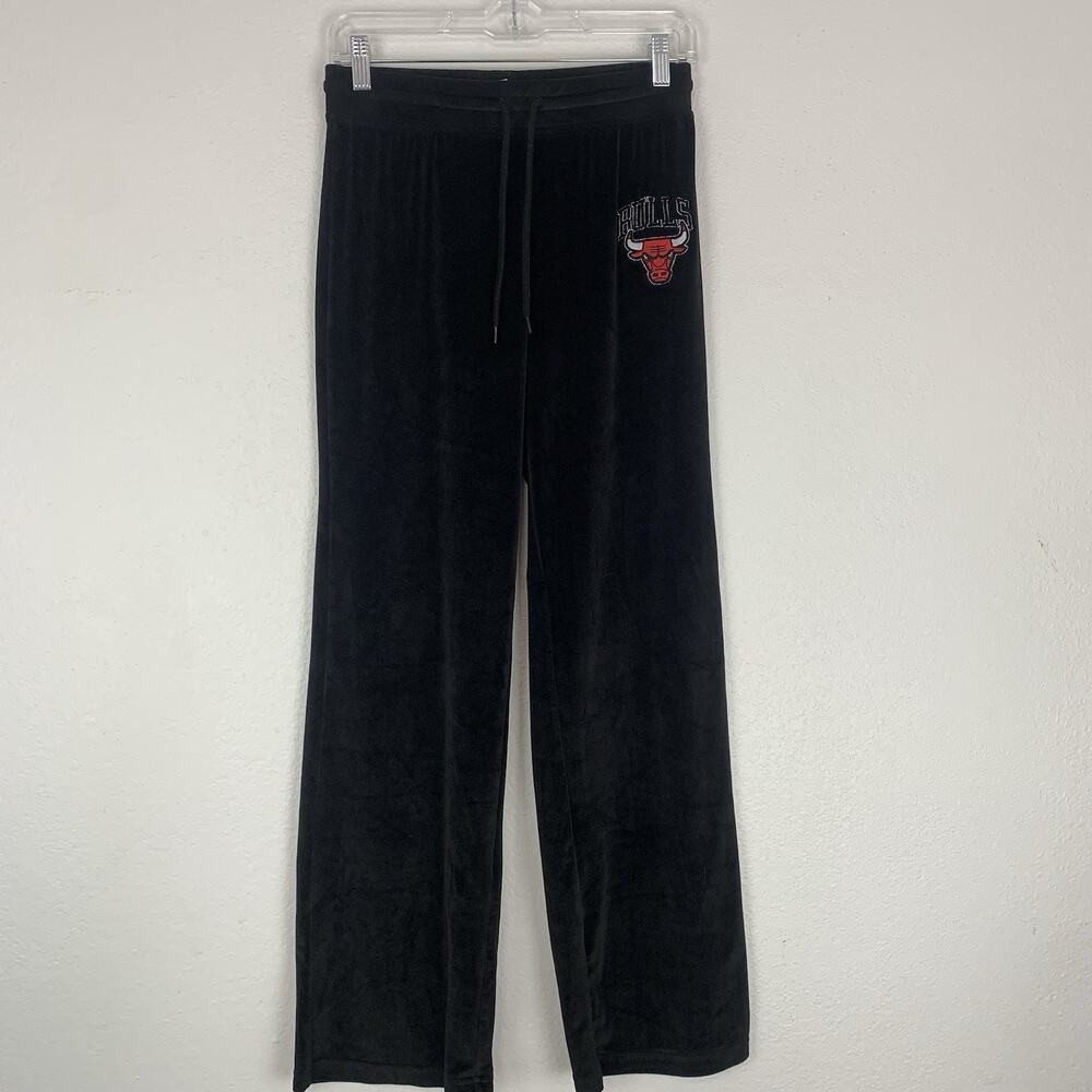 Chicago‎ Bulls NBA Pants Womens Small Black Straight Leg Velour Sweatpants Soft